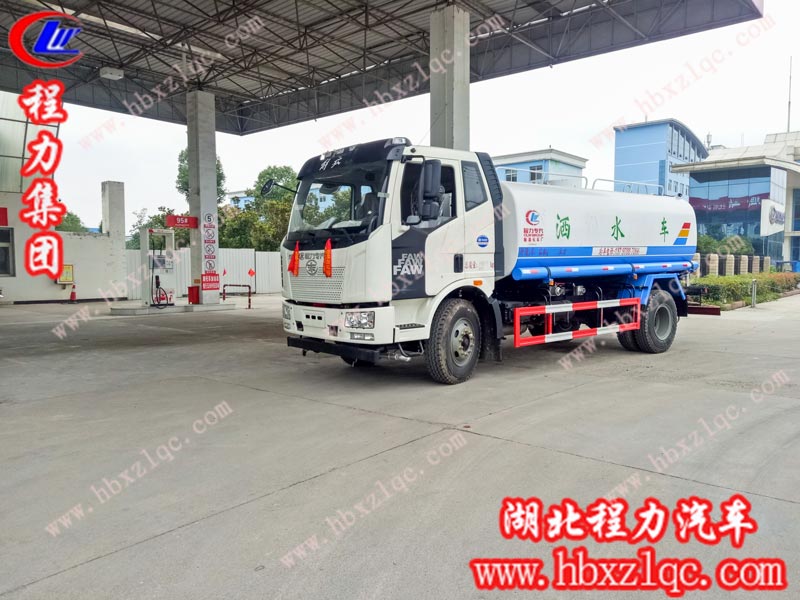 2019/06/27/，胡總在程力集團(tuán)自提一輛14方解放J6灑水車，單號(hào)：25199/70129