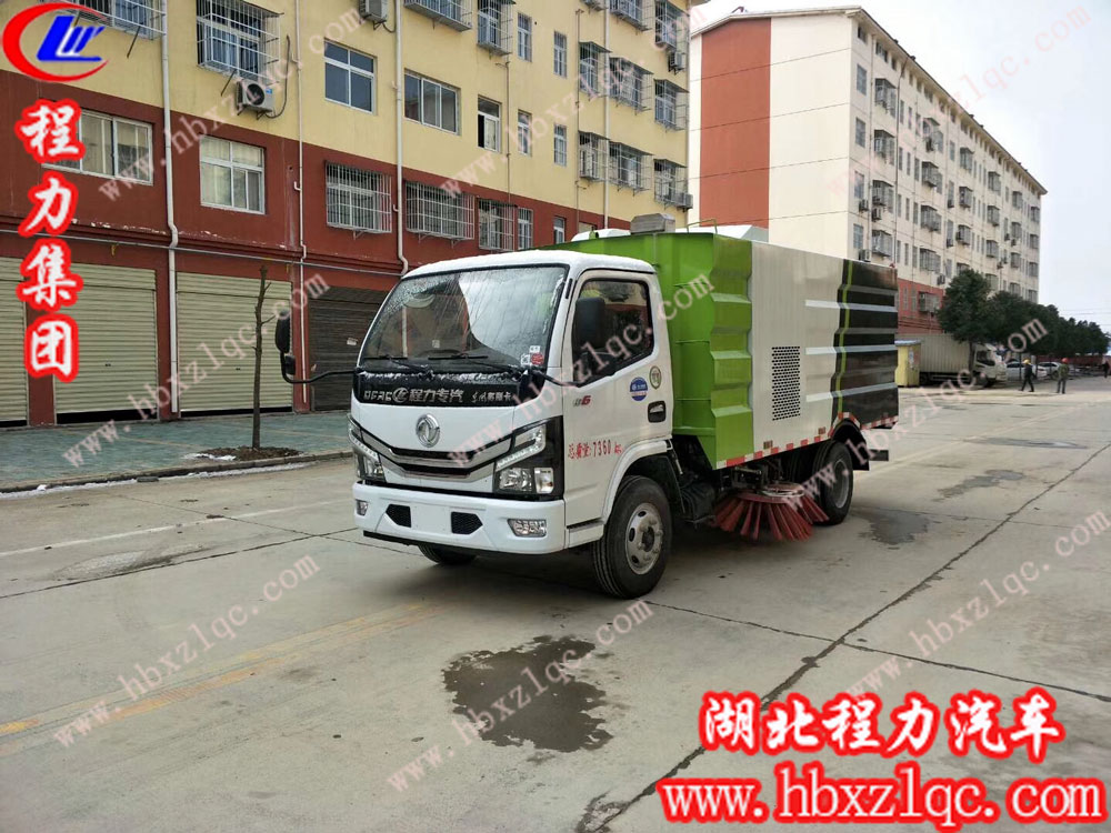 歷經(jīng)檢驗(yàn)，性能卓越--程力集團(tuán)東風(fēng)多利卡掃路車