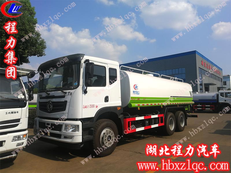 程力集團(tuán)東風(fēng)T5灑水車，后雙橋里面的精品灑水車