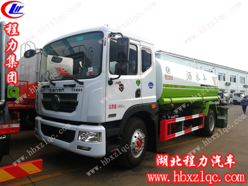千呼萬喚始出來的程力集團國六東風(fēng)D9灑水車，你要見識一下嗎？