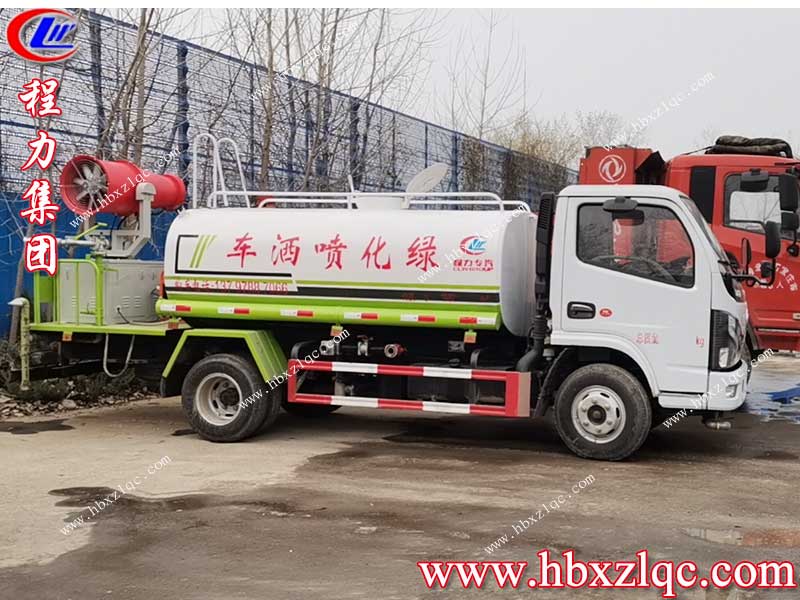 河北石家莊老客戶再次購(gòu)買程力集團(tuán)東風(fēng)小多利卡灑水車，已順利交車